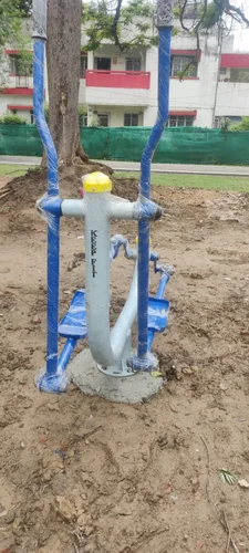 Cross Trainer Outdoor Gym