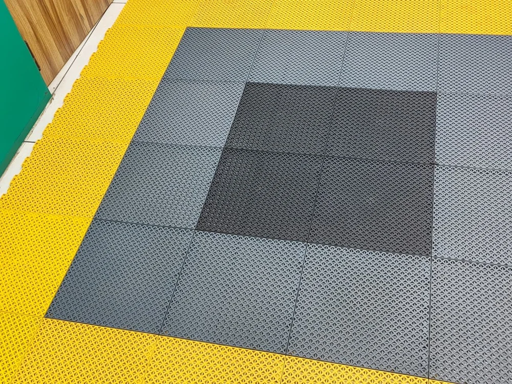 Interlocking Garage Floor Tiles